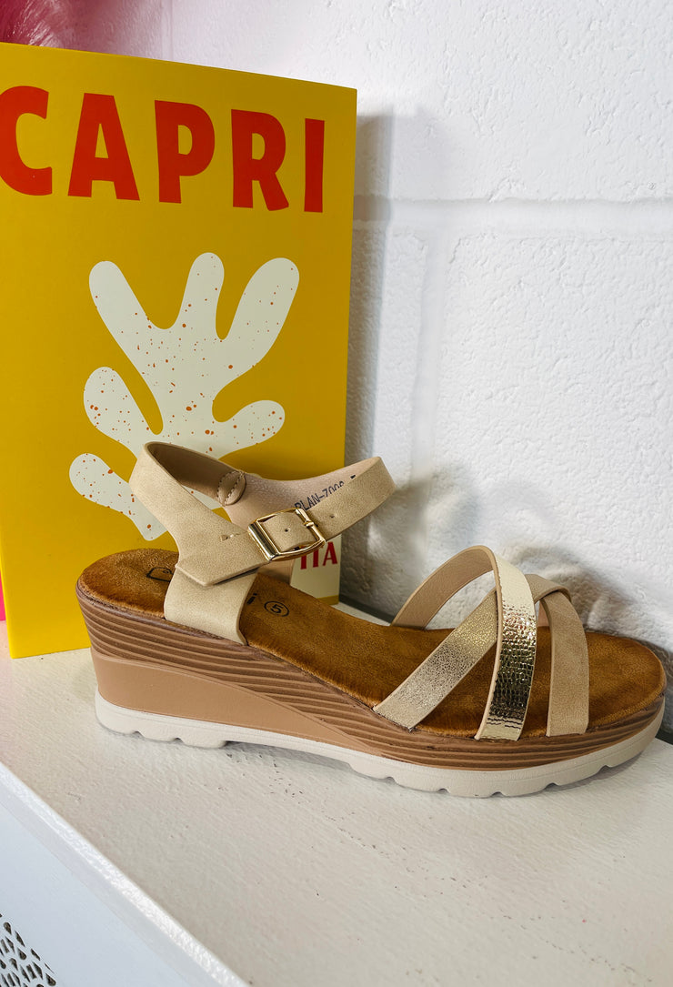 Sunny Spark Low Wedge Sandals - Natural
