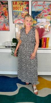 Catwalk Queen Maxi Dress - Black