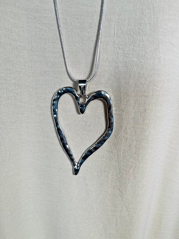 Heart Throb Glamour Necklace