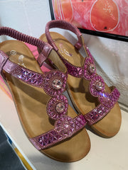 Radiant Runway Sandals - Pink