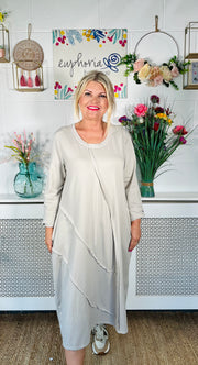 ladies Stone free size relaxed fitted midi dress with long sleeves