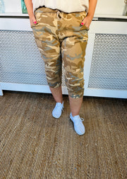 Ashton Camo Magic Shorts - Tan