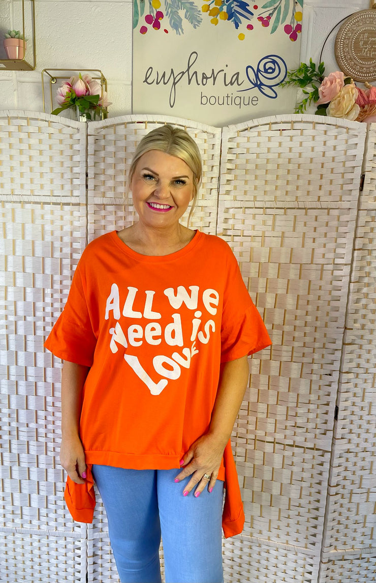 All you need is love slogan T-shirt - Orange