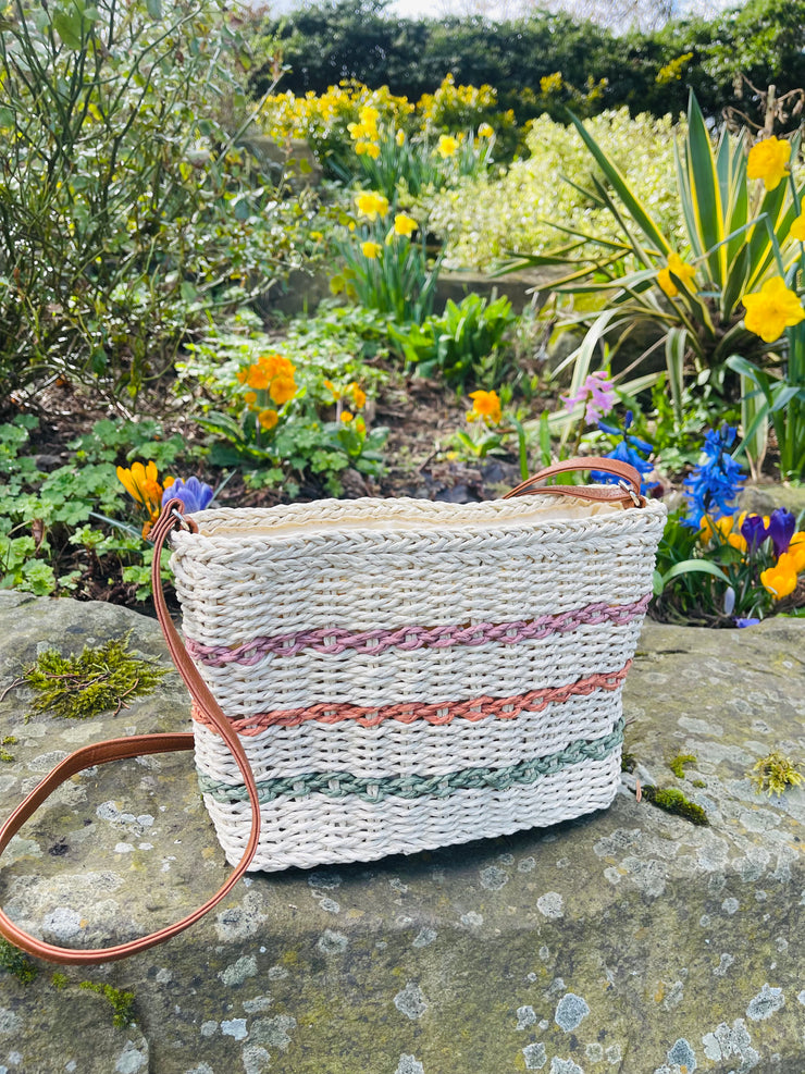 Tulip fields basket cross body bag - Natural